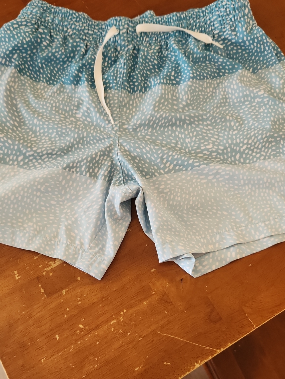Chubbies The Whale Sharks Men's Swim Trunks With Mesh Liner Med Like New